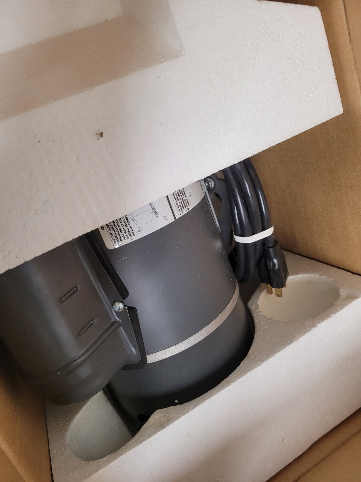 DAYTON 4C353M Air Circulator 2 Speed Oscillating Fan Motor 115VAC with plug