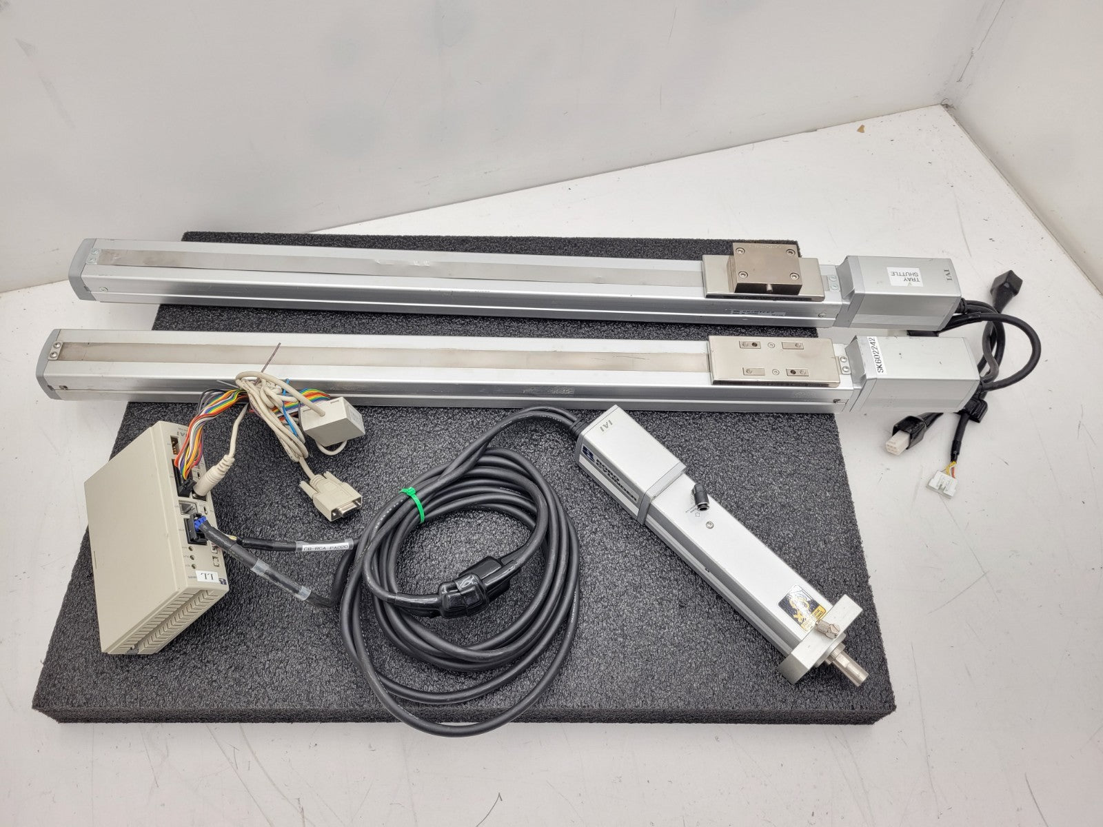Lot of 3x IAI  RC Robo Cylinder Stepper Motor Driven Linear Actuator [B]