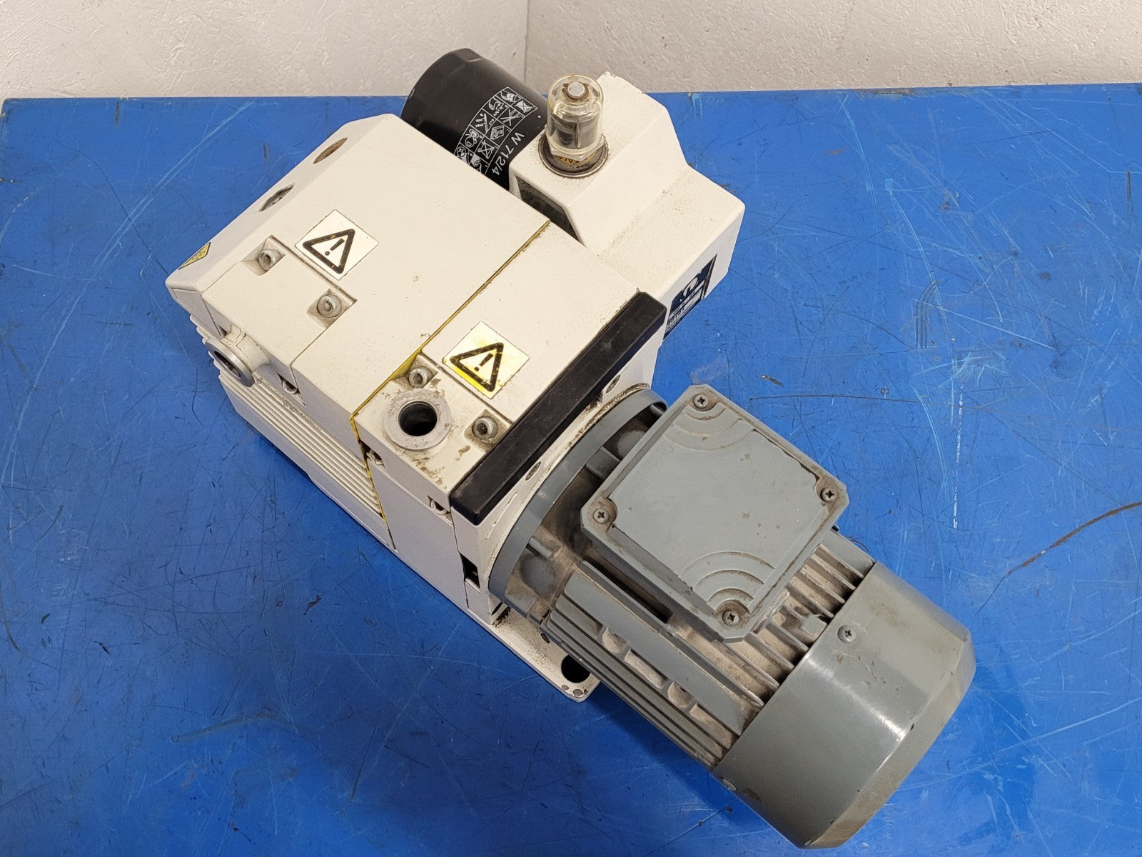 Leybold Trivac Rotary Vane Vacuum Pump D4B Load Tested Good 240/480VAC 1/3HP [B]