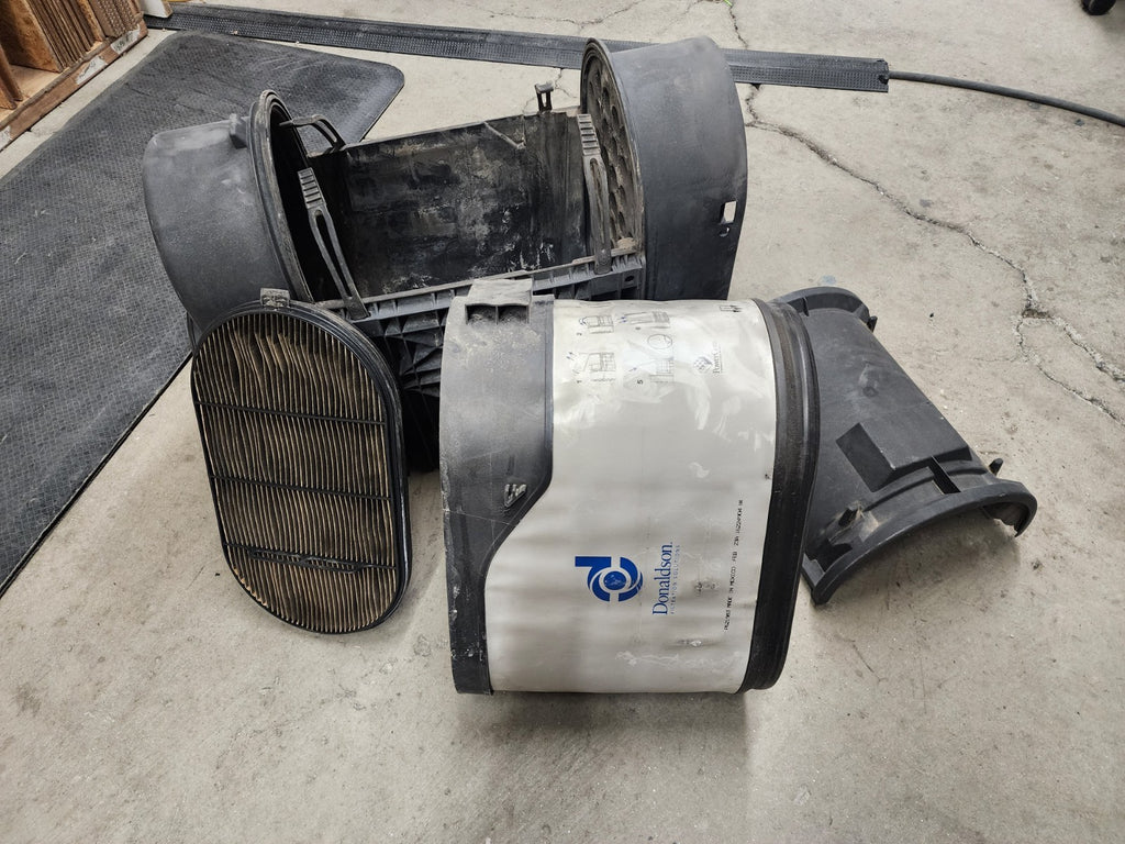 DONALDSON D140132 PSD Heavy Duty Diesel Engine Air Filter Housing P621983 Filter