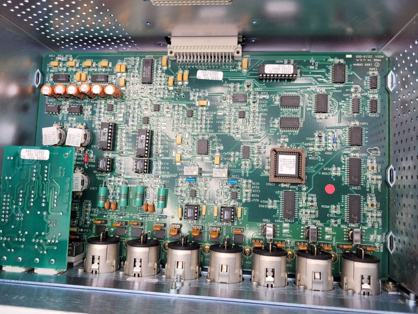 Orban Optimod-FM 8400 8400/HD/FM Broadcast Audio Processor No Display Output