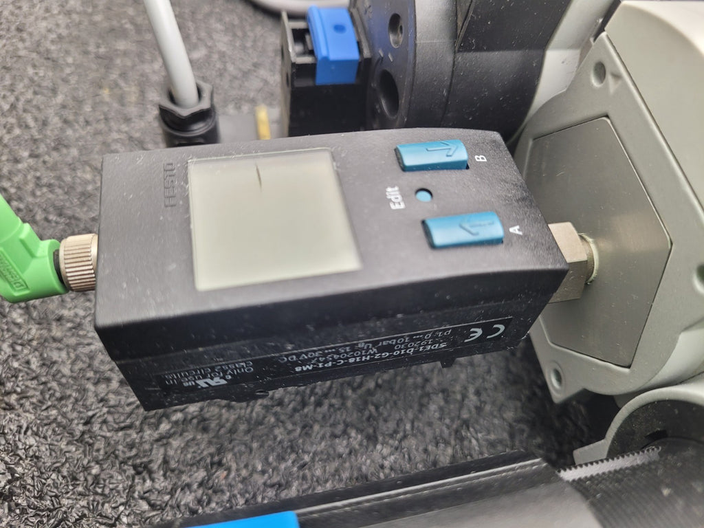 Festo MS6-LFR Filter Regulator On/OFF Solenoid Pneumatic Air Manifold 531030