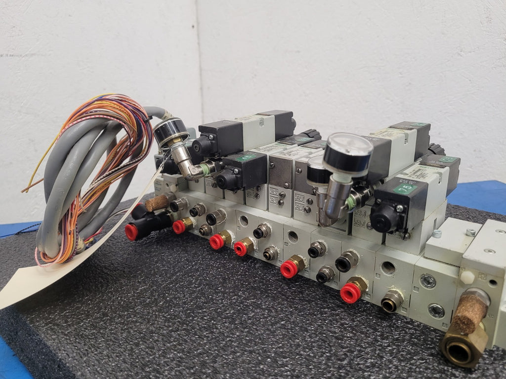 Numatics 9x Valve Solenoid 041SA400M0000F 3x Regulated Pneumatic Manifold N6