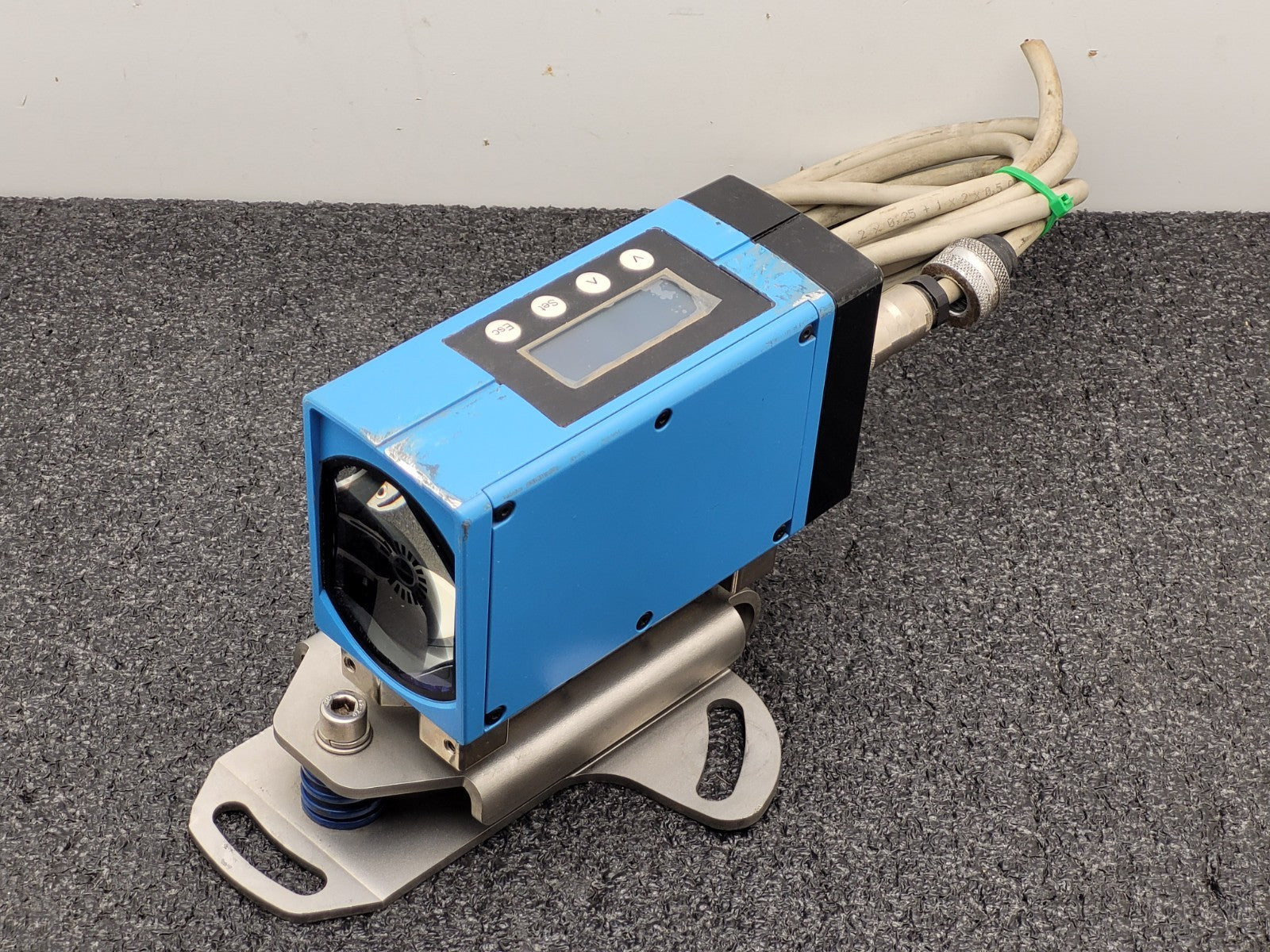 SICK AG Waldkirch DME5000-211 150M Long Range Distance Sensor Meter Red Laser