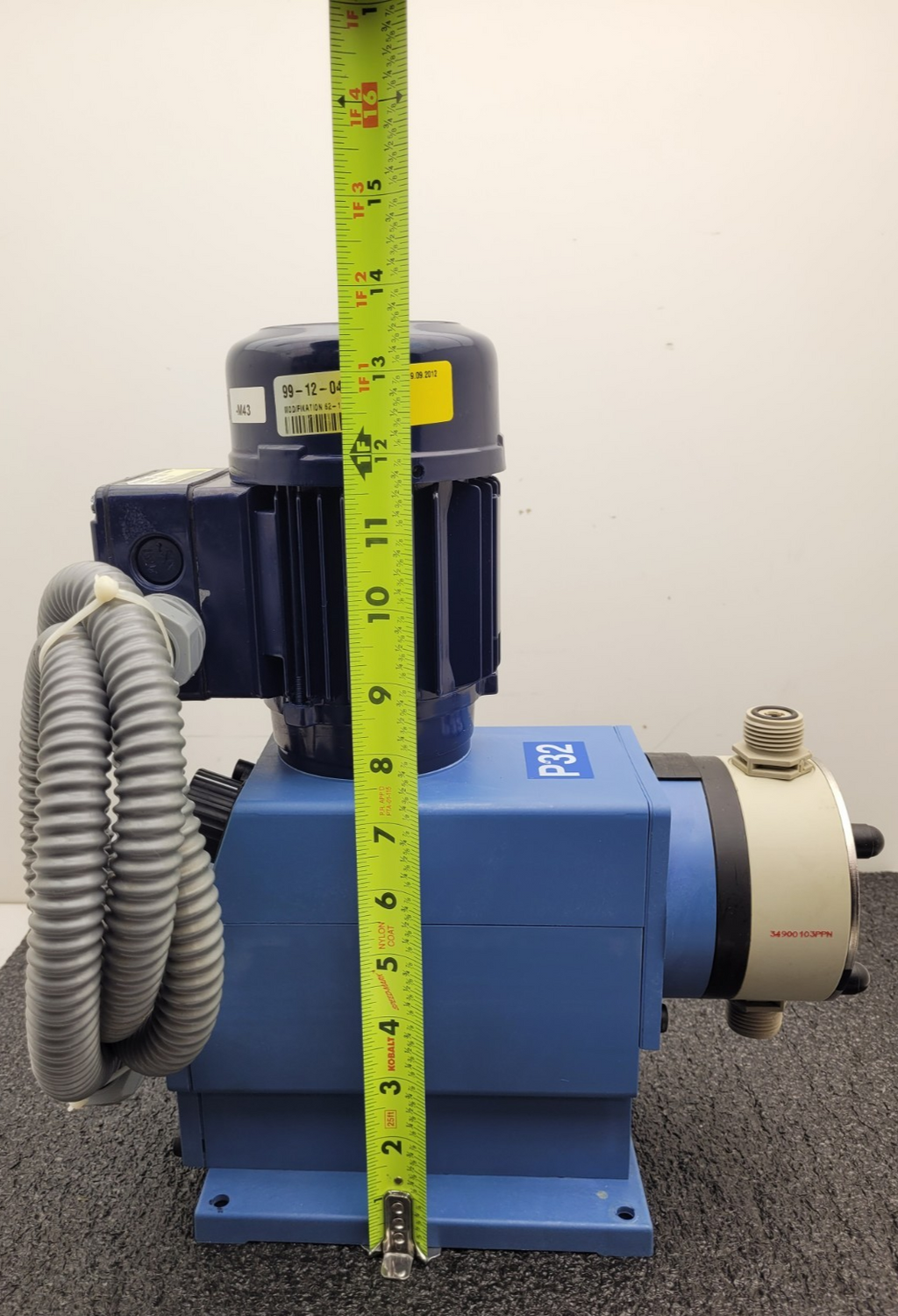 ELADOS EMP III 149105 Dosing Pump 30L/h 8bar 3PH 400/230V 50/60Hz 0,39/0,67A