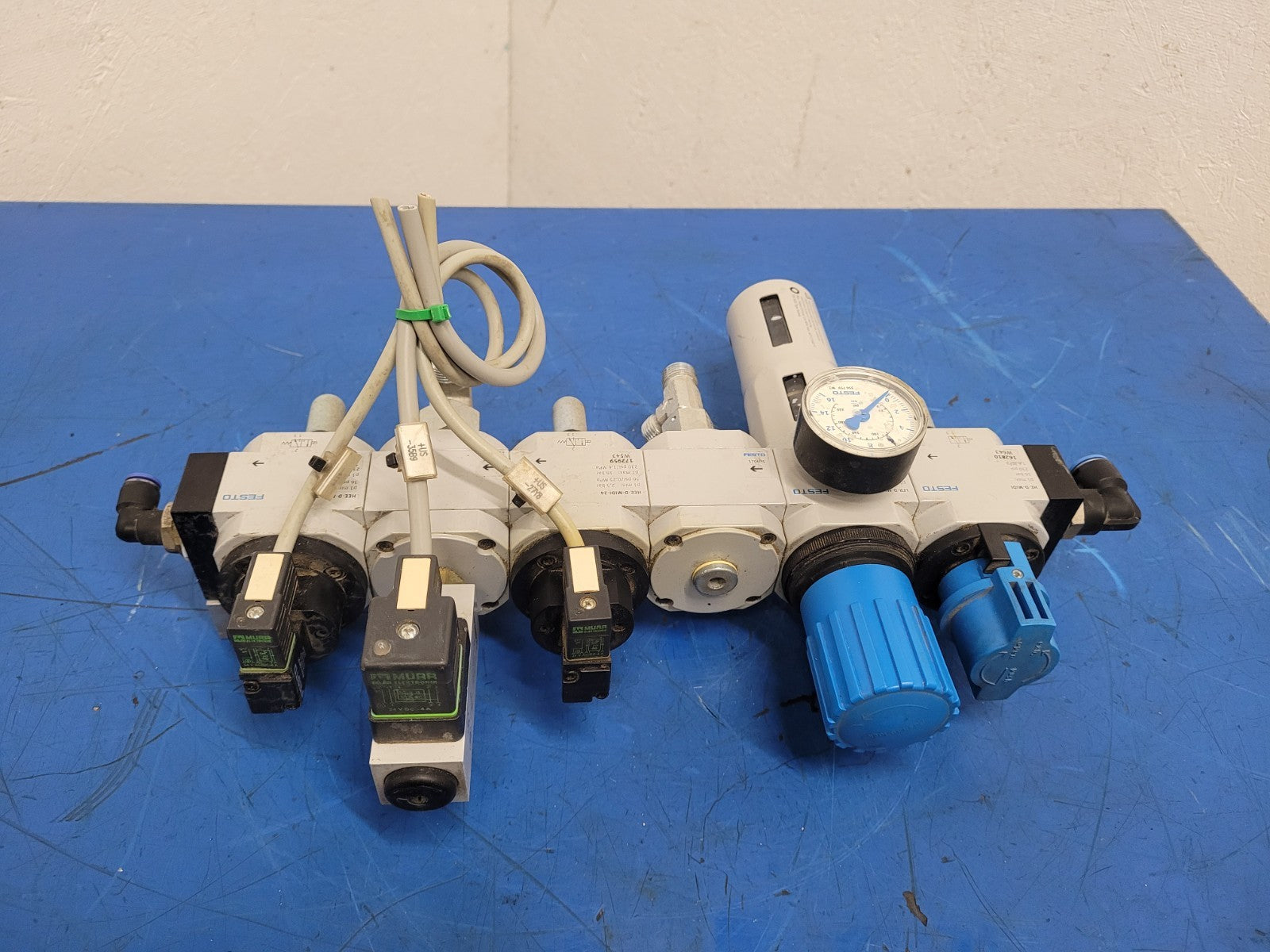 Festo LFR-D-MIDI Filter Regulator On/OFF Solenoid Pneumatic Air Manifold