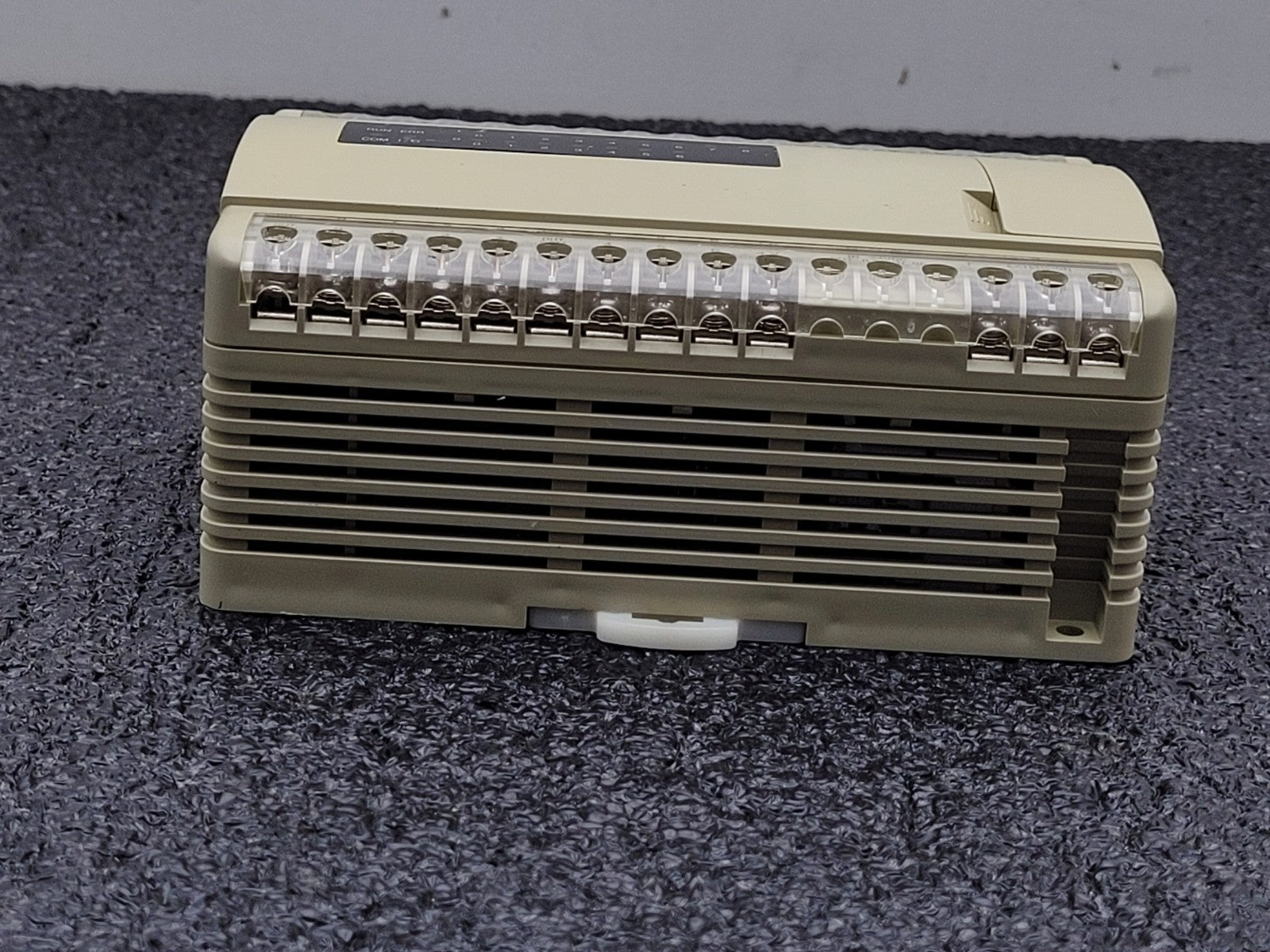TELEMECANIQUE AEG Schneider Automation TSX 07 21 1608 PLC Controller TSX Nano