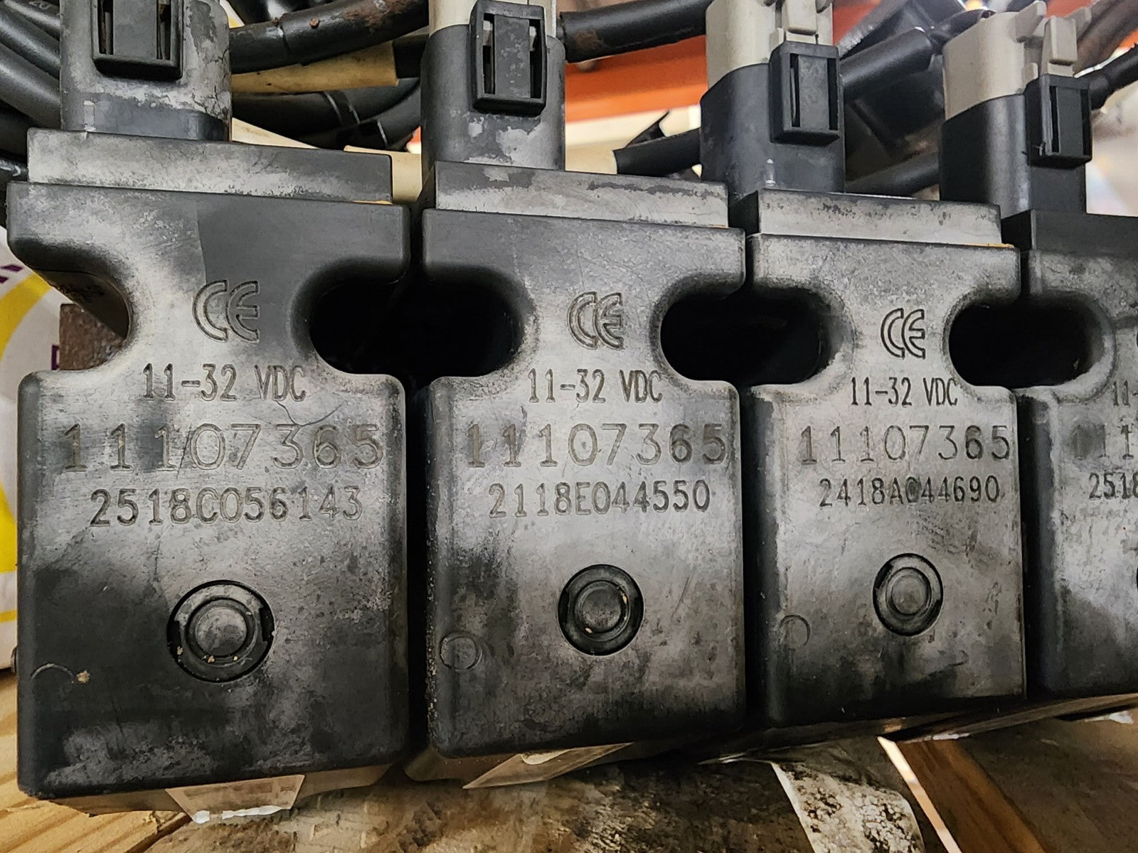 Danfoss PVG32 5x Hydraulic Valve Stack 159S8891 Proportional 11107365 [H]