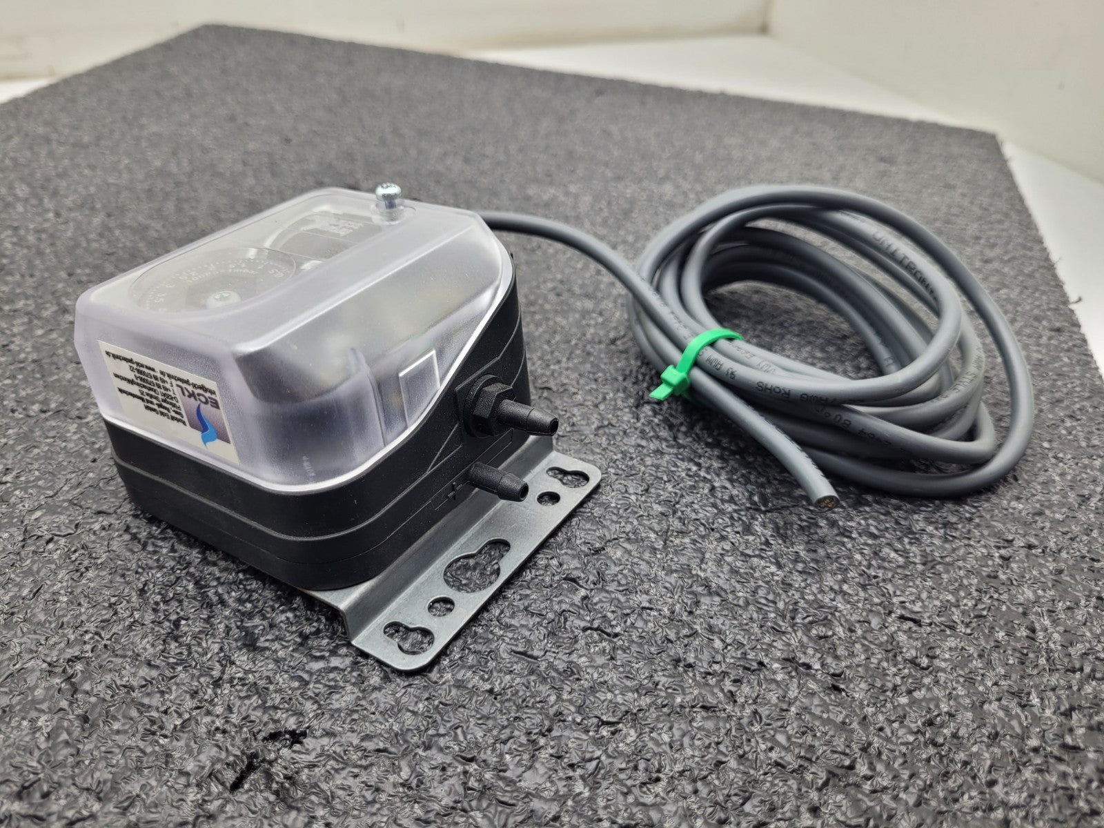 Krom Schroder DL5K-3W Air Pressure Switch 250 VAC 300mbar
