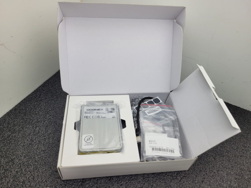 DMA-EI-200 By Cognex CNX-CL210G-10U Monitoring Tool Edge Fanless Industrial PC