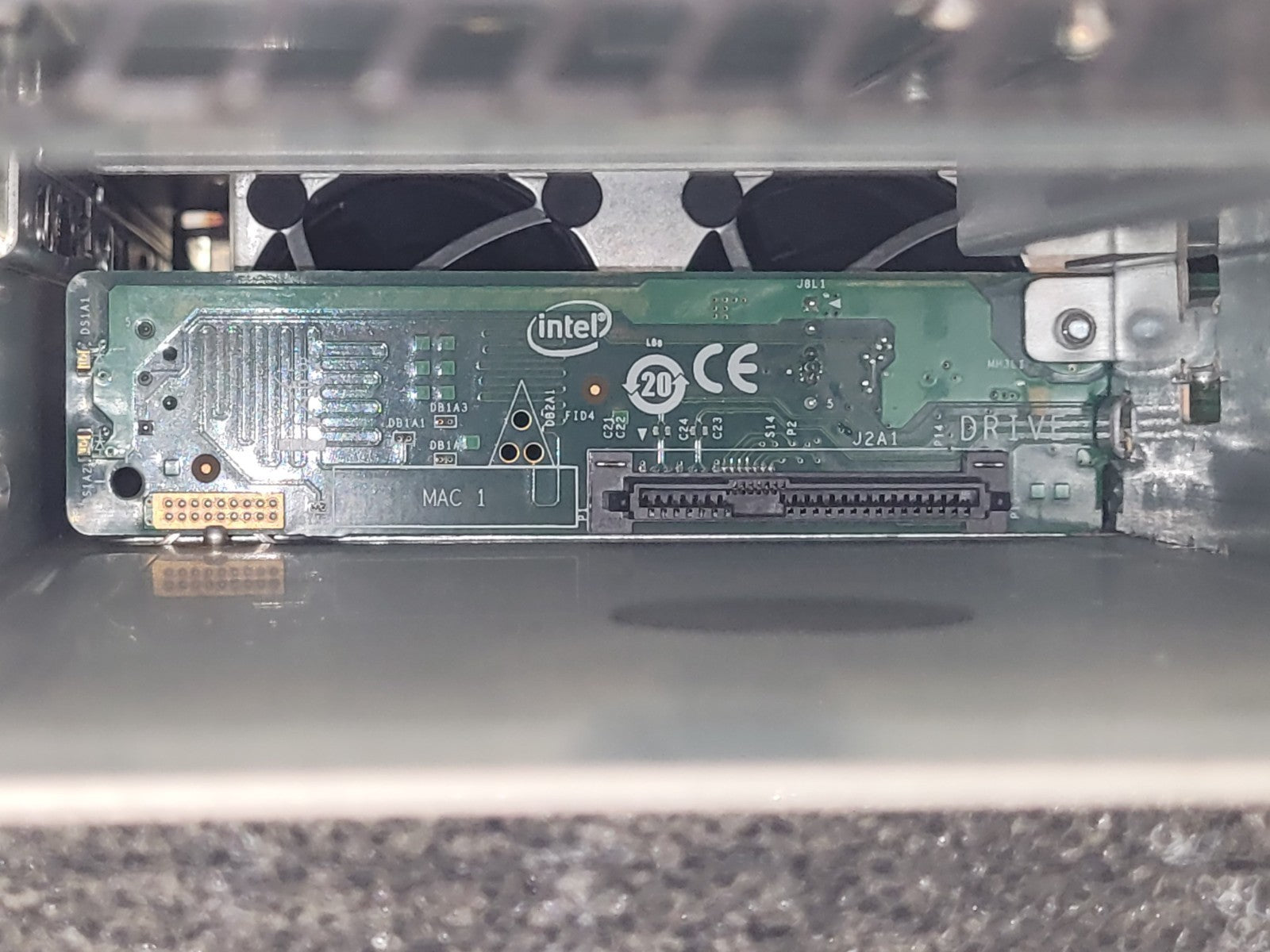 1UI Intel S2600WF Server 2x Xeon Gold 6140 2.3GHz Processors No Ram 4x LFF [B]