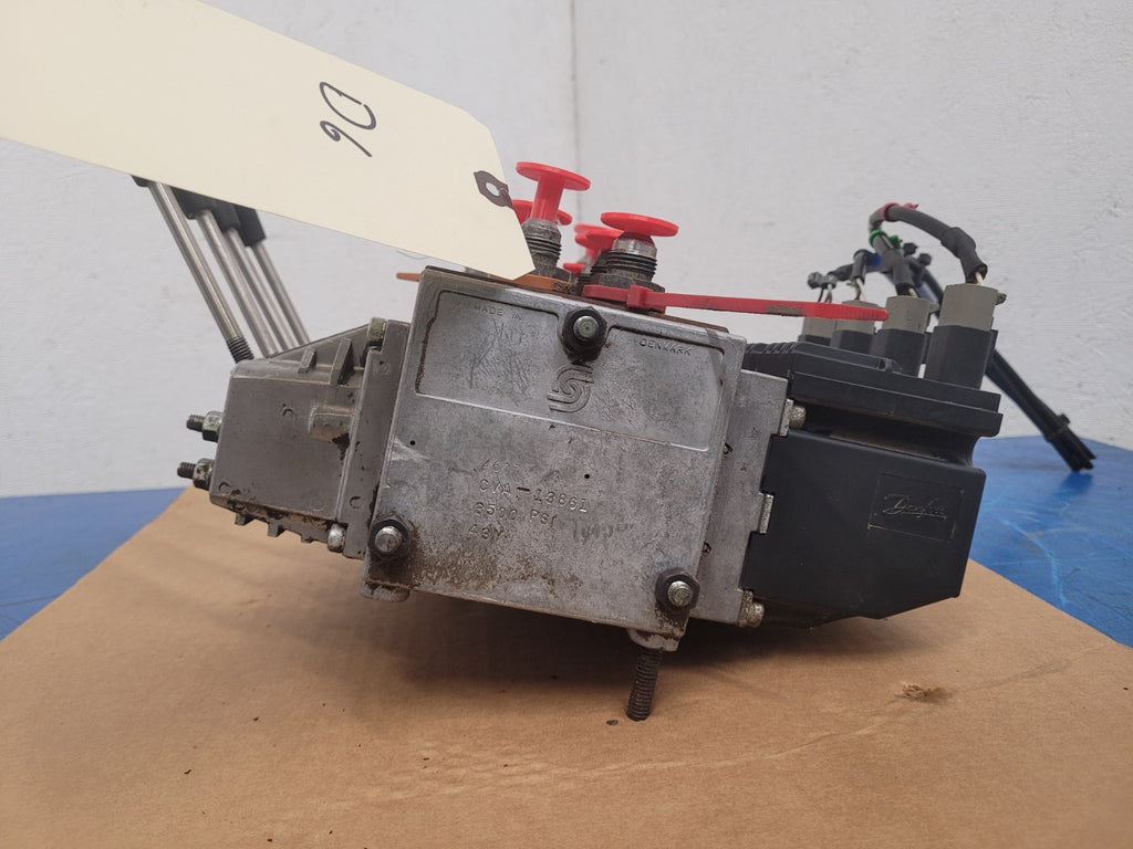 Danfoss PVG 32 4x Proportional Hydraulic Servo Valve Radiometric 11107365  D6