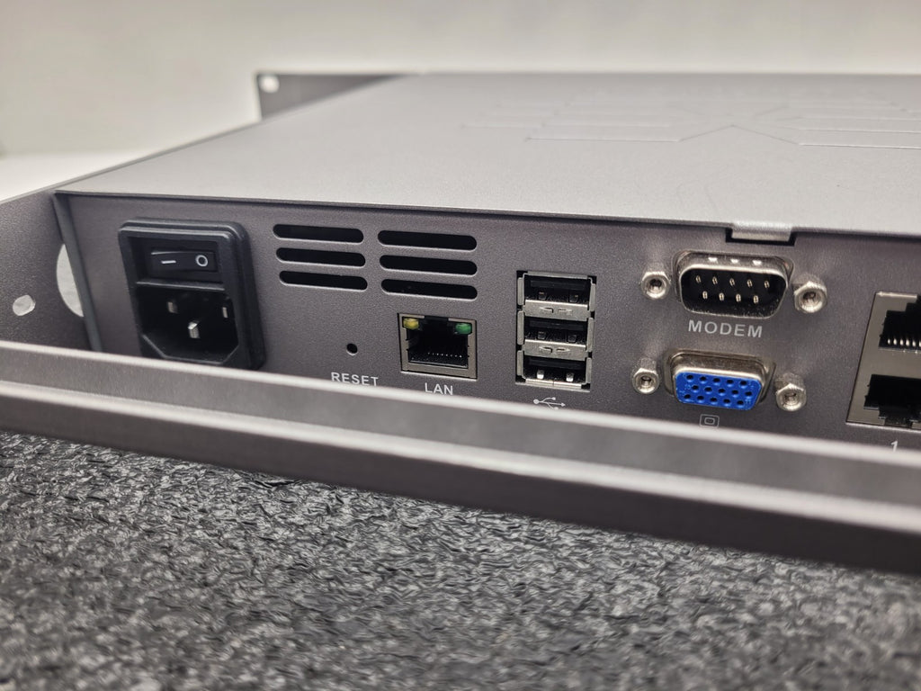 Raritan DLX-216V3-AH 16-port Dominion LX-216 Rackmount KVM Switch Tested Works C