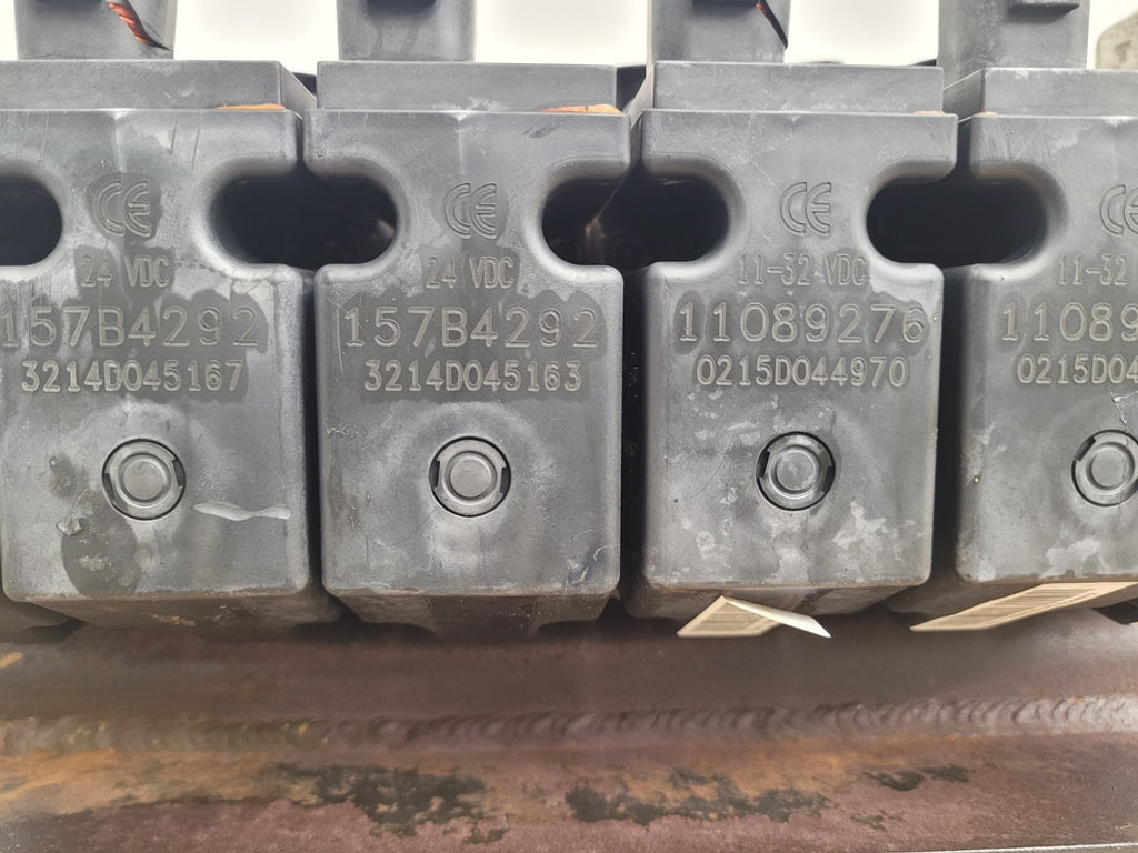 Danfoss PVG32 Proportional On/Off Hydraulic Valve Stack Radiometric 159B5163 K