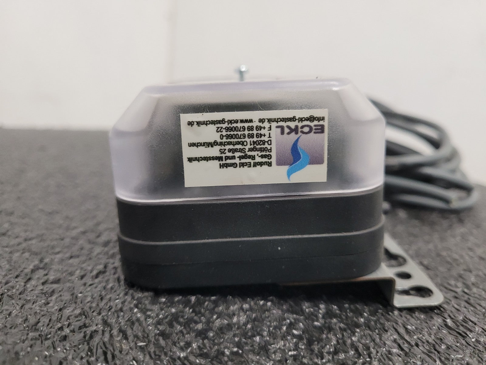 Krom Schroder DL5K-3W Air Pressure Switch 250 VAC 300mbar