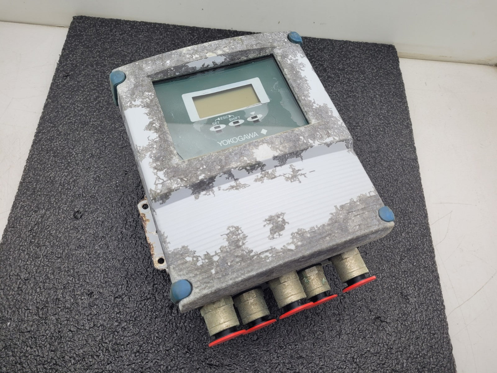 2 x Yokogawa Admag AXFA11G-E2-21/A Magnetic Flowmeter Transmitter Transducer
