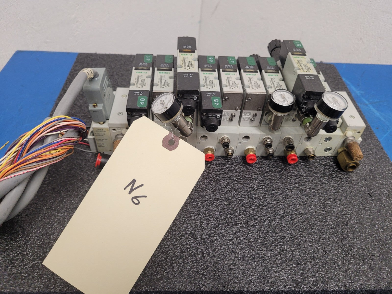 Numatics 9x Valve Solenoid 041SA400M0000F 3x Regulated Pneumatic Manifold N6
