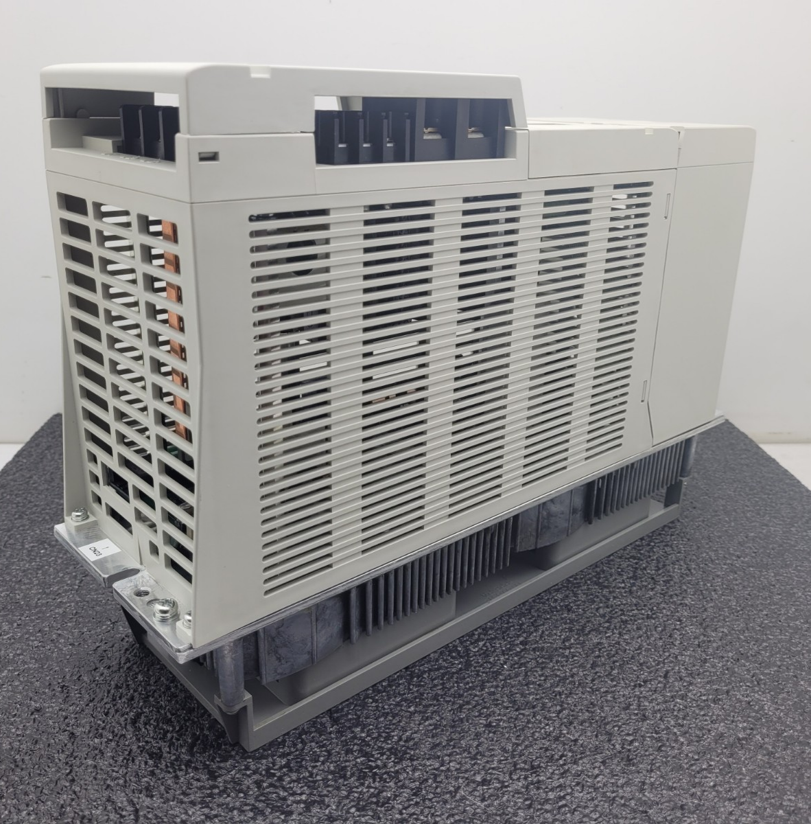 MITSUBISHI MDS-C1-CV-185 Power Supply 2017 Date Code