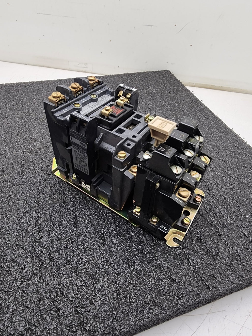 Allen Bradley 509-BOD Contactor 120VAC Coil 592-B0W16 Overload Relay 595-A Aux