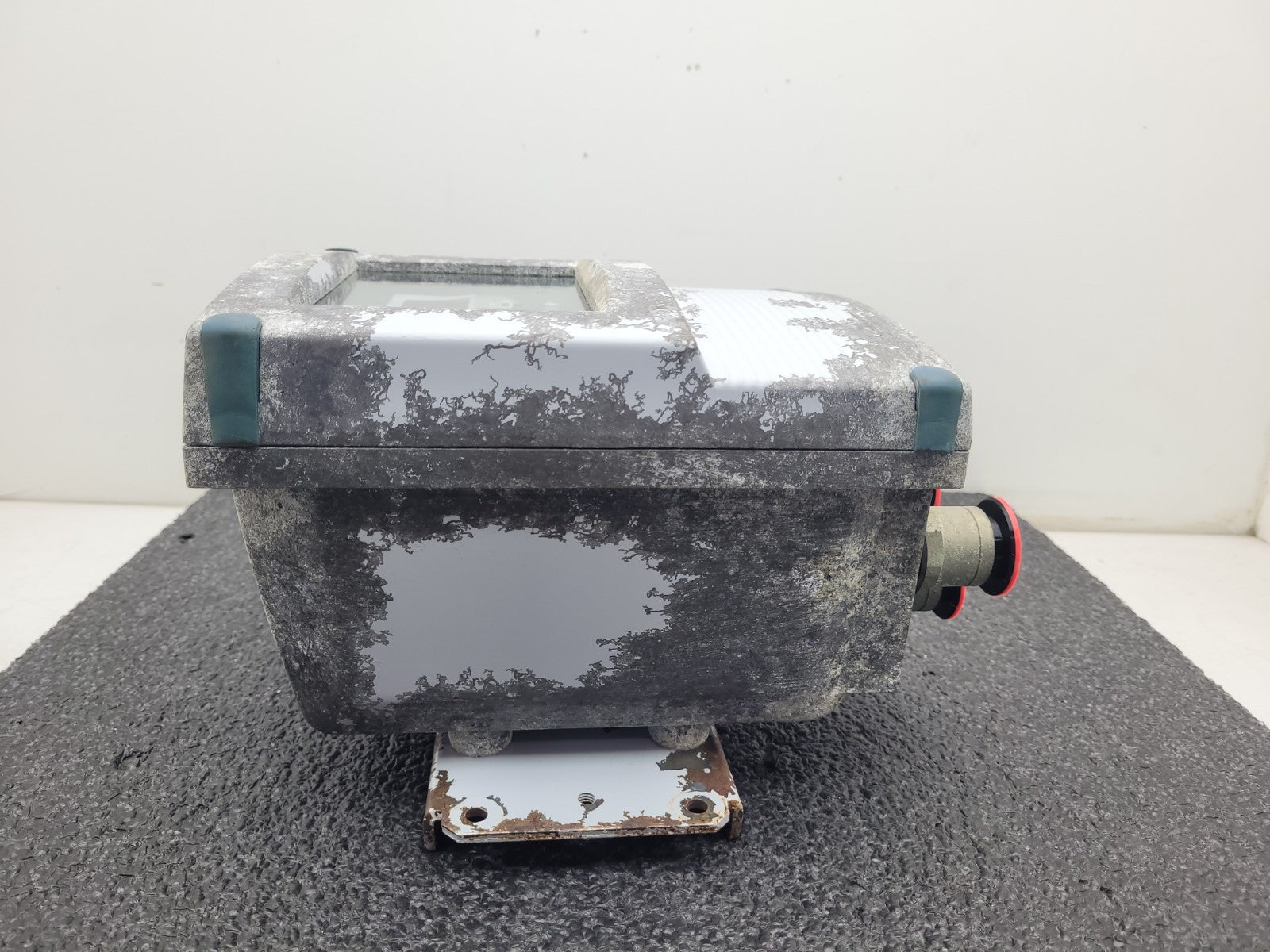 2 x Yokogawa Admag AXFA11G-E2-21/A Magnetic Flowmeter Transmitter Transducer
