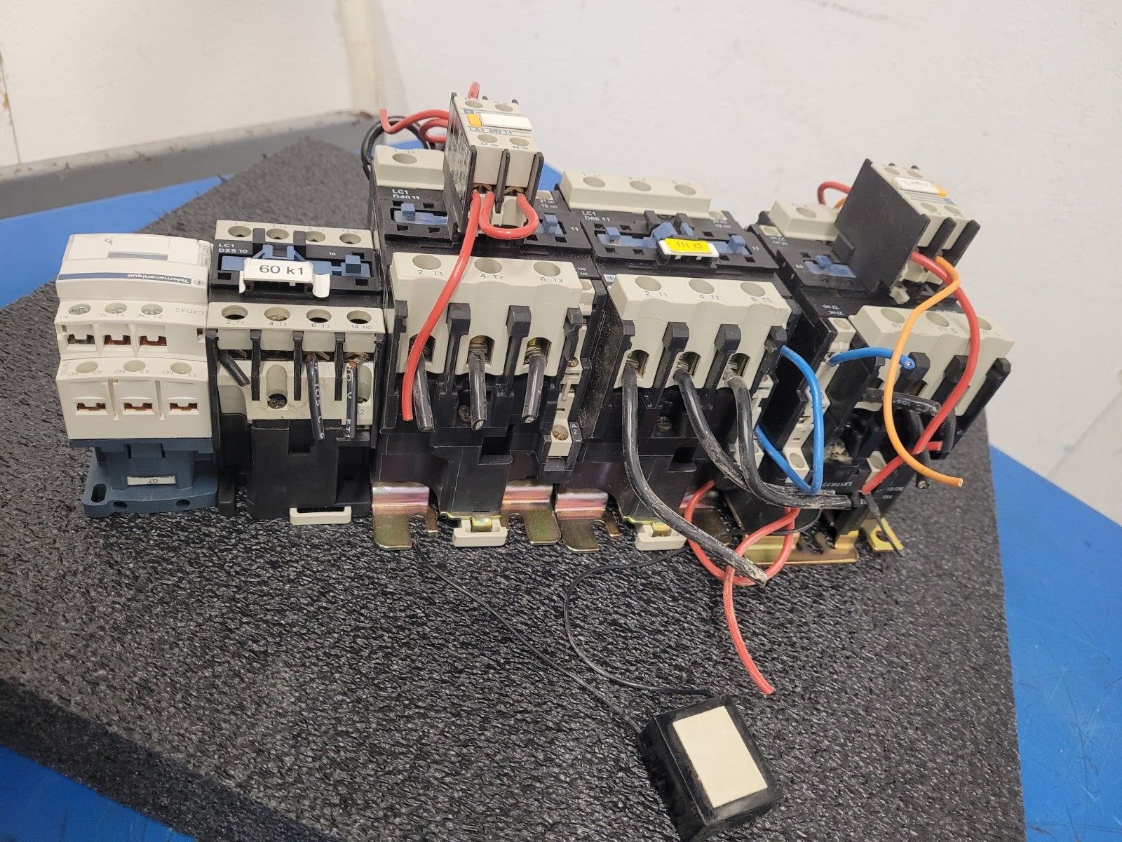 Lot of 5x Assorted Telemecanique DIN RAIL Contactor 120VAC Coil on all units