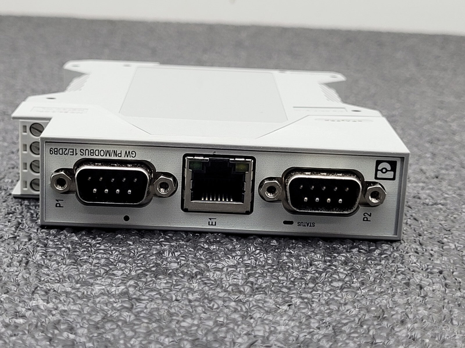 Phoenix Contact GW PN/MODBUS 1E/2DB9 Interface Converter 1105708