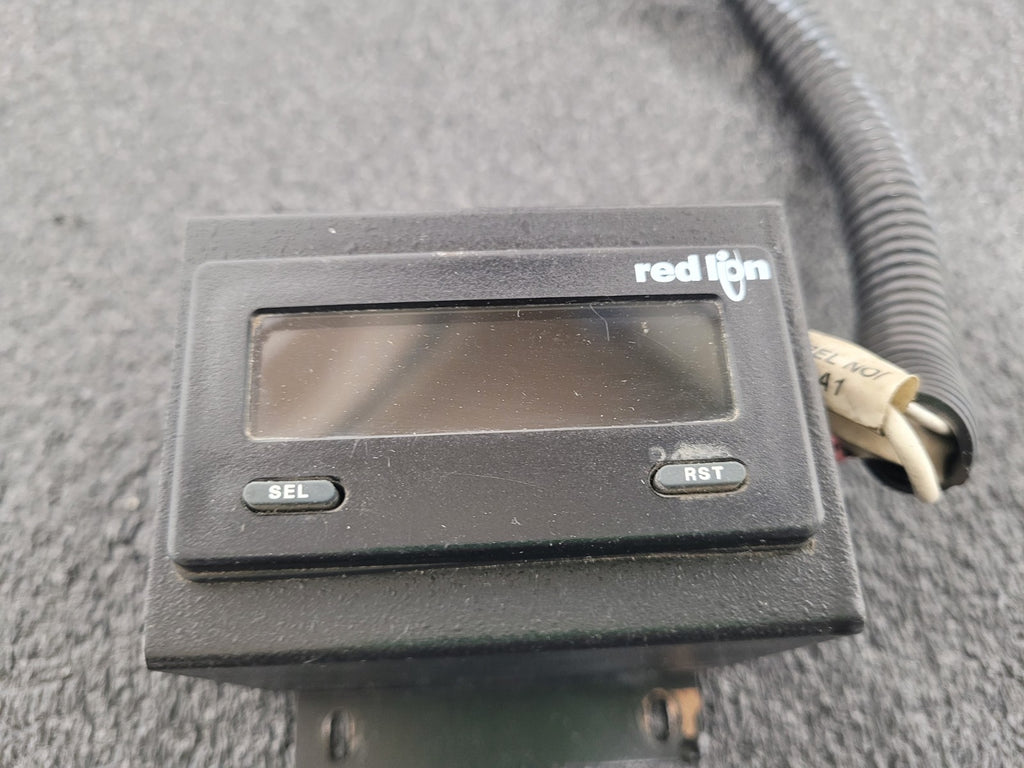 Red Lion CUB5 Timer Counter 9-28VDC With Standoff Mount CUB5RLY0 Single Relay