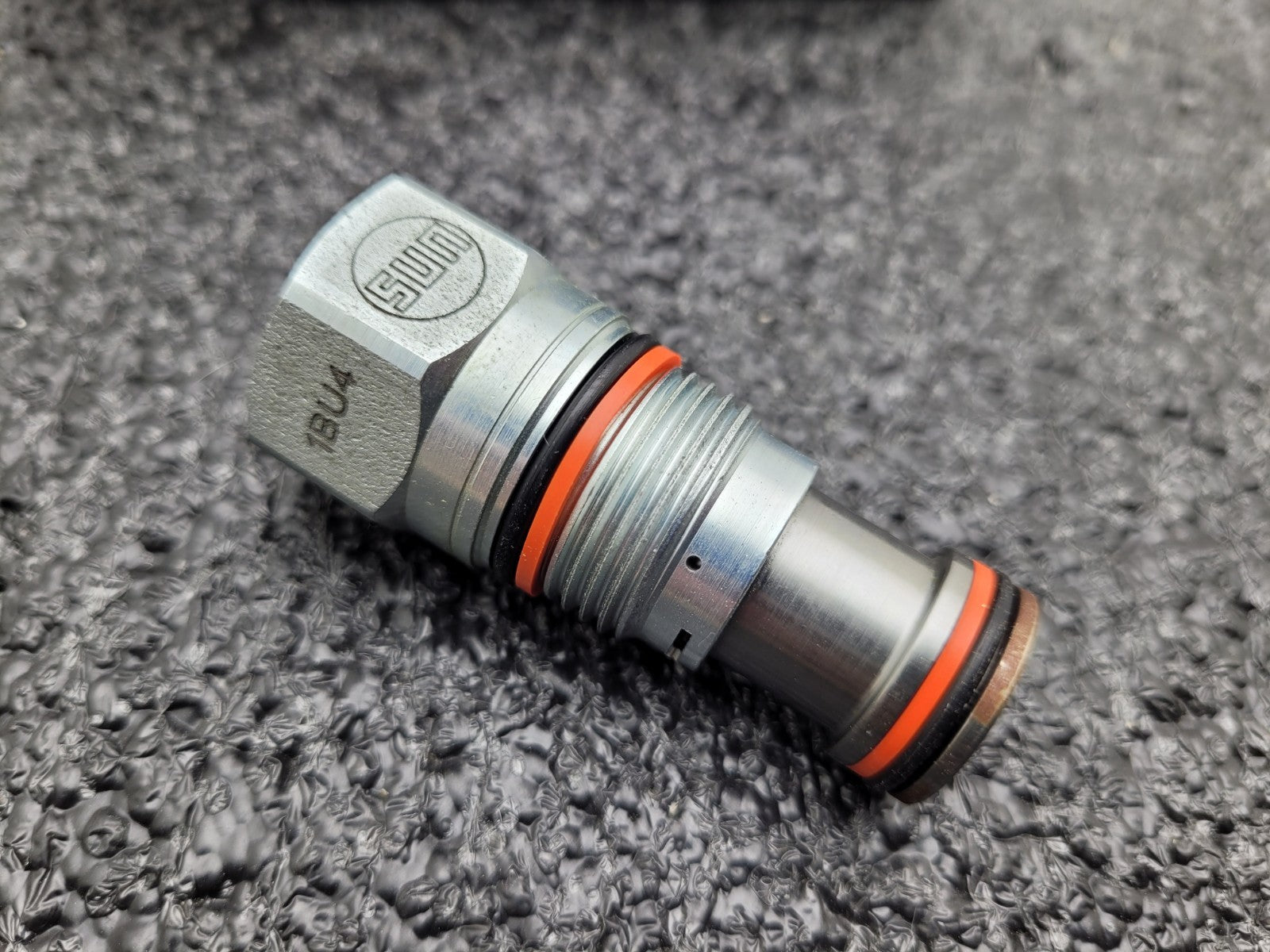 SUN Hydraulics T-13A cavity to T-8A cavity converter XGAA-8XN