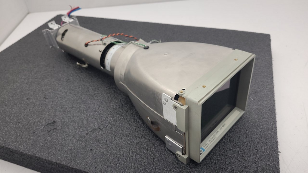 HP Hewlett Packard 1746A Oscilloscope CRT Display Tube Assembly (100 MHz)