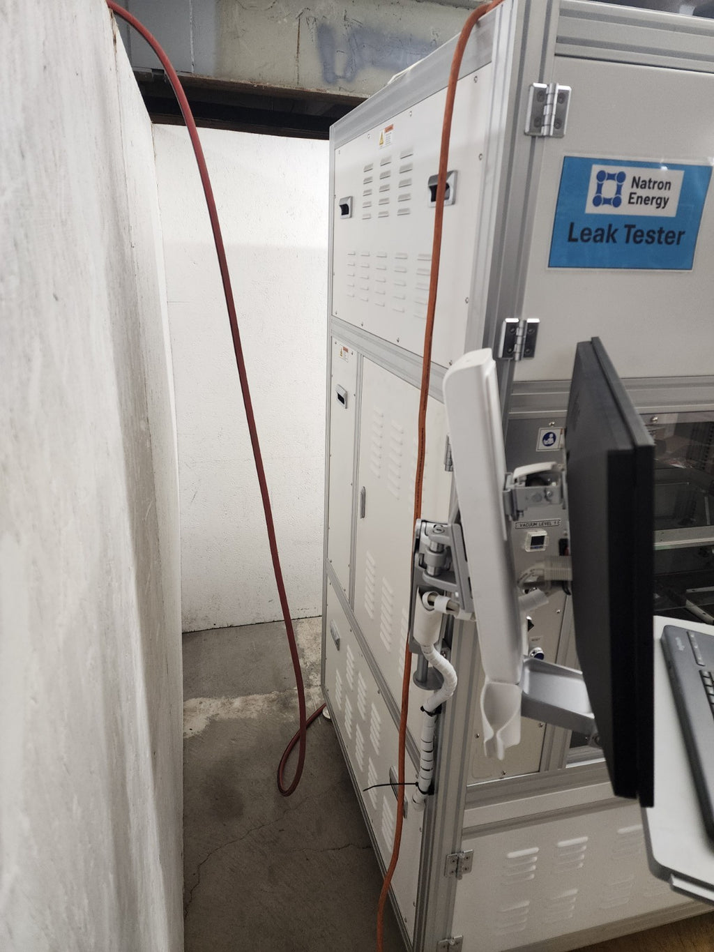 Hanwha Battery Pouch Cell Leak Tester HNLLT-01 Keyence Laser Profile Inspection