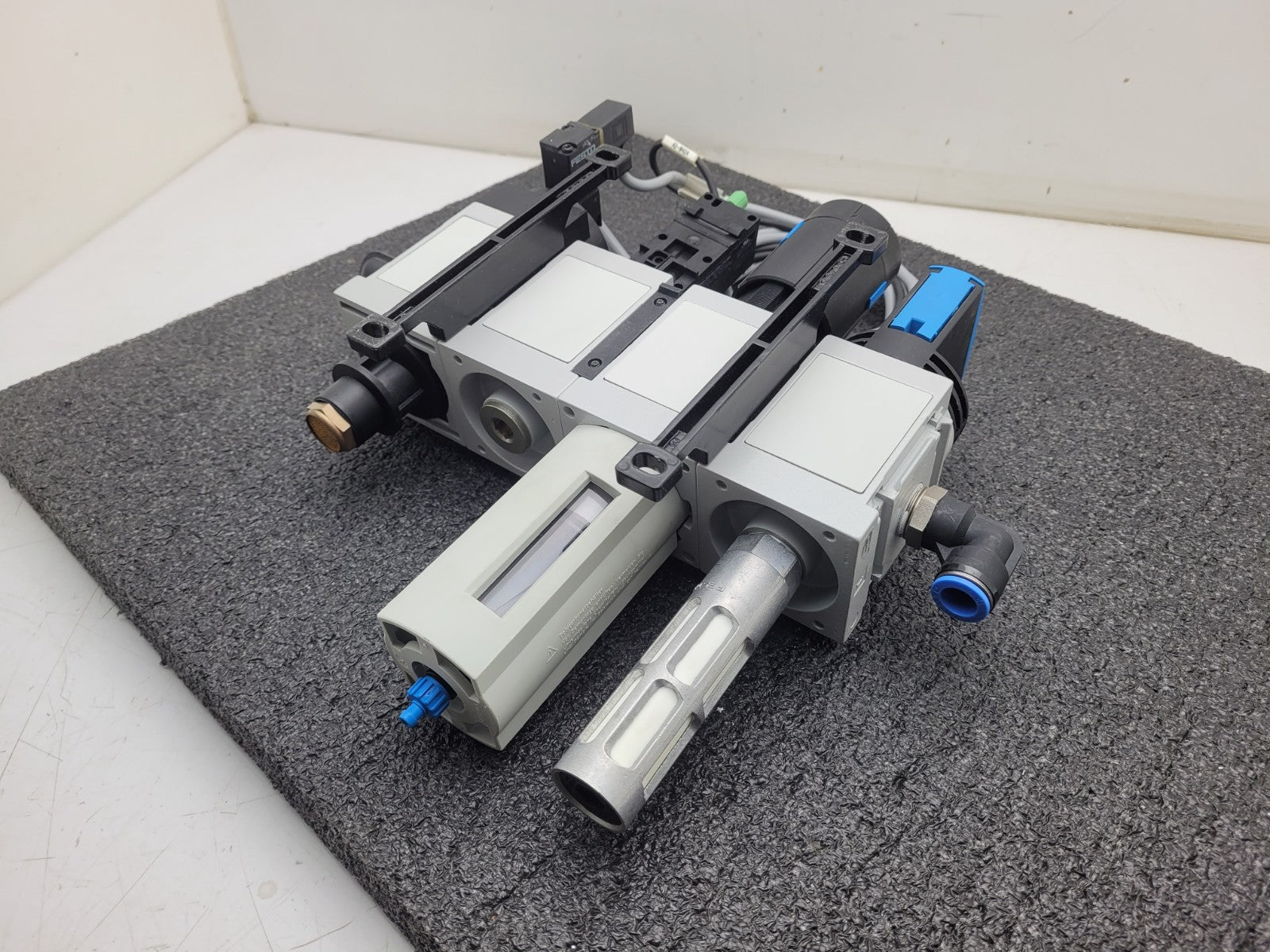Festo MS6-LFR Filter Regulator On/OFF Solenoid Pneumatic Air Manifold 531030