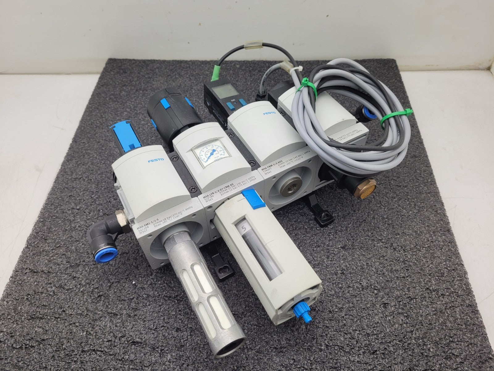 Festo MS6-LFR Filter Regulator On/OFF Solenoid Pneumatic Air Manifold 531030