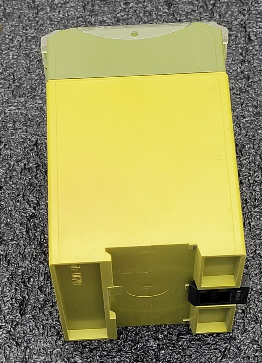 PILZ PNOZ/2 24VAC 3S 1O Safety Relay Module