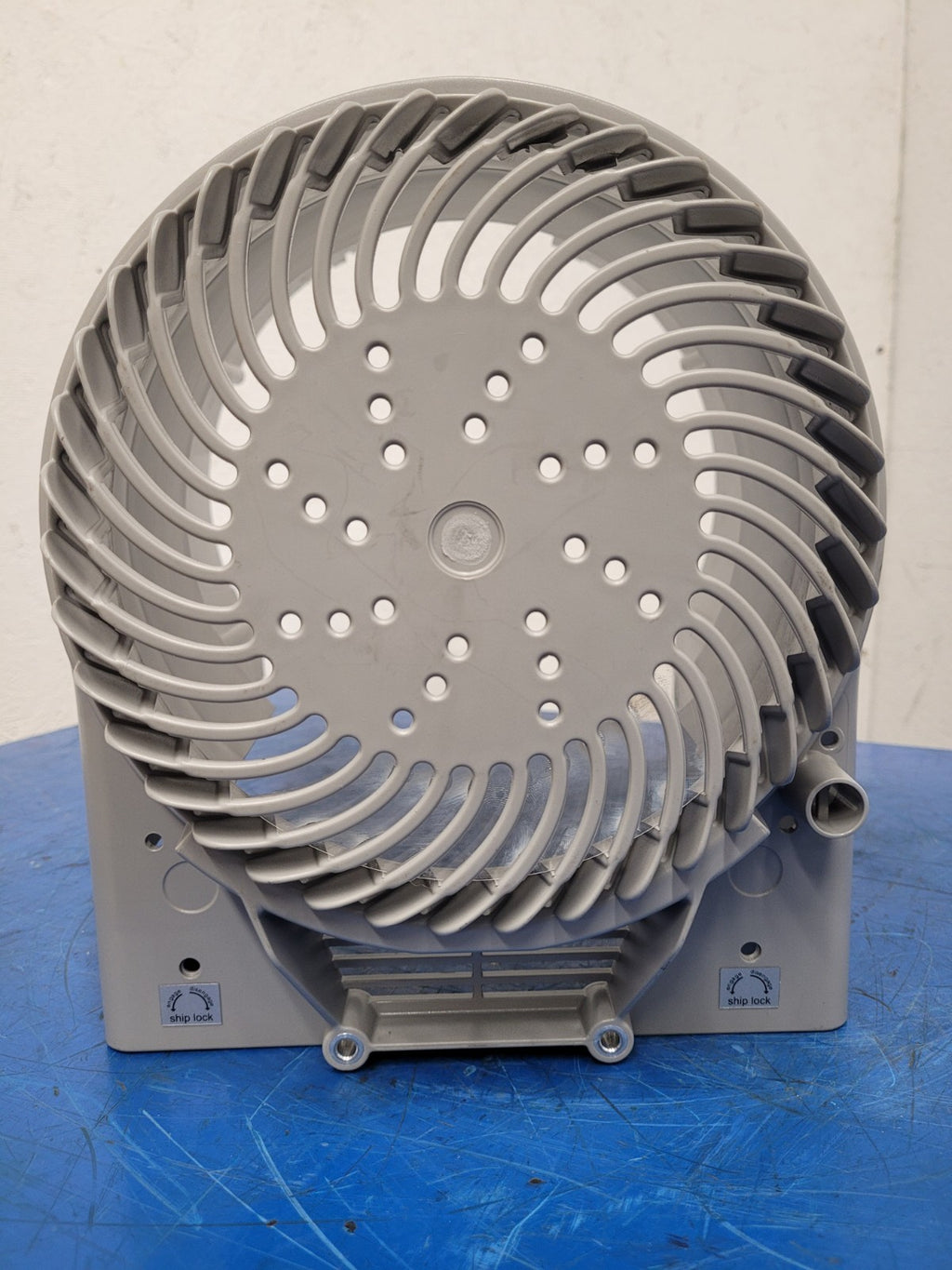 Agilent Technologies Dry Scroll Vacuum Pump IDP-15 X3815-64000 For Parts