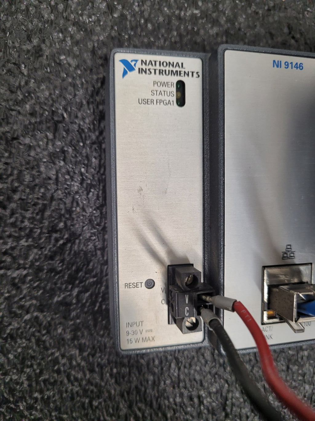 NI 9146 Controller 151880H-03L 4-Slot Spartan-6 LX45 FPGA Ethernet CompactRIO