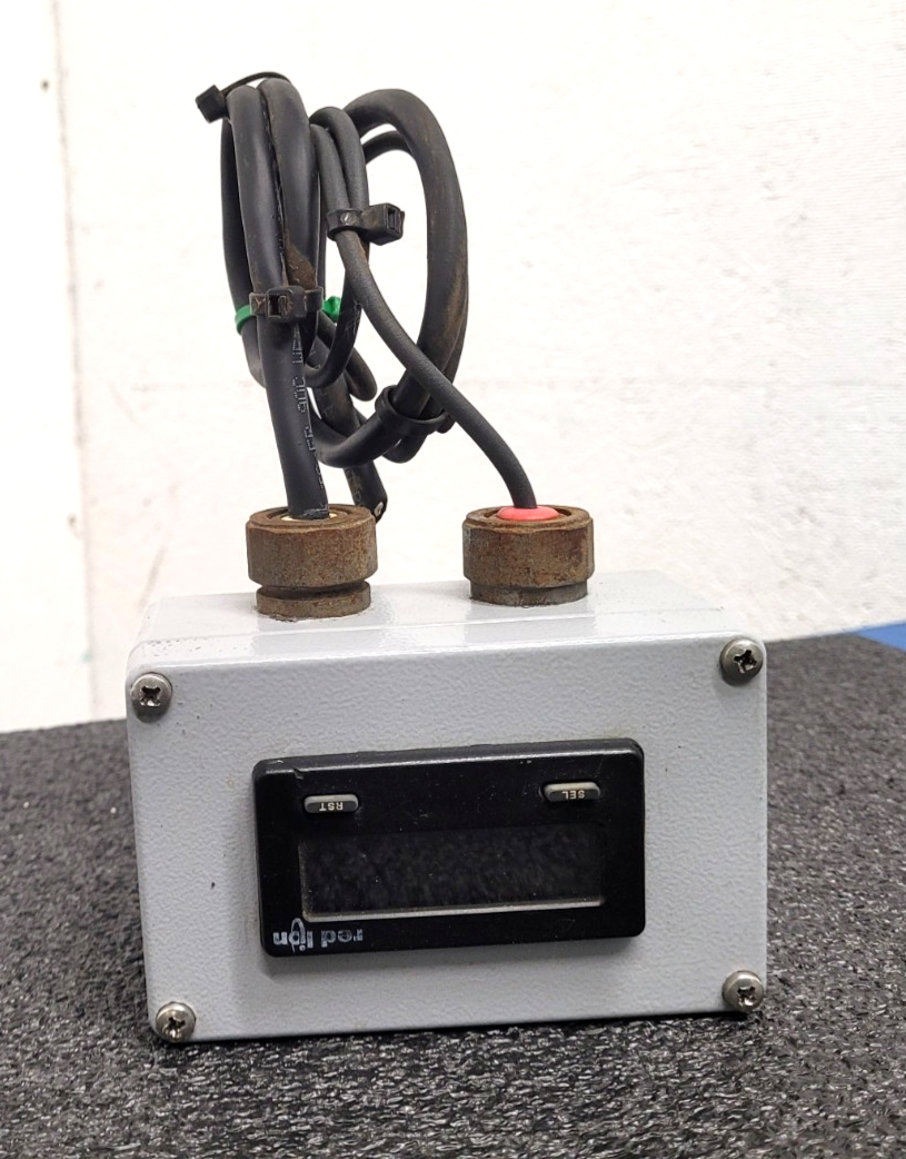 Red Lion CUB 5 Timer Counter 9-28VDC Cast Aluminum Waterproof Electrical Box