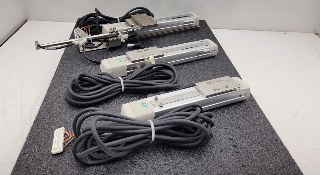 Lot of 3x IAI Linear Screw Driven Steper Motor Actuator DS-S5H-150-G-CR [A]