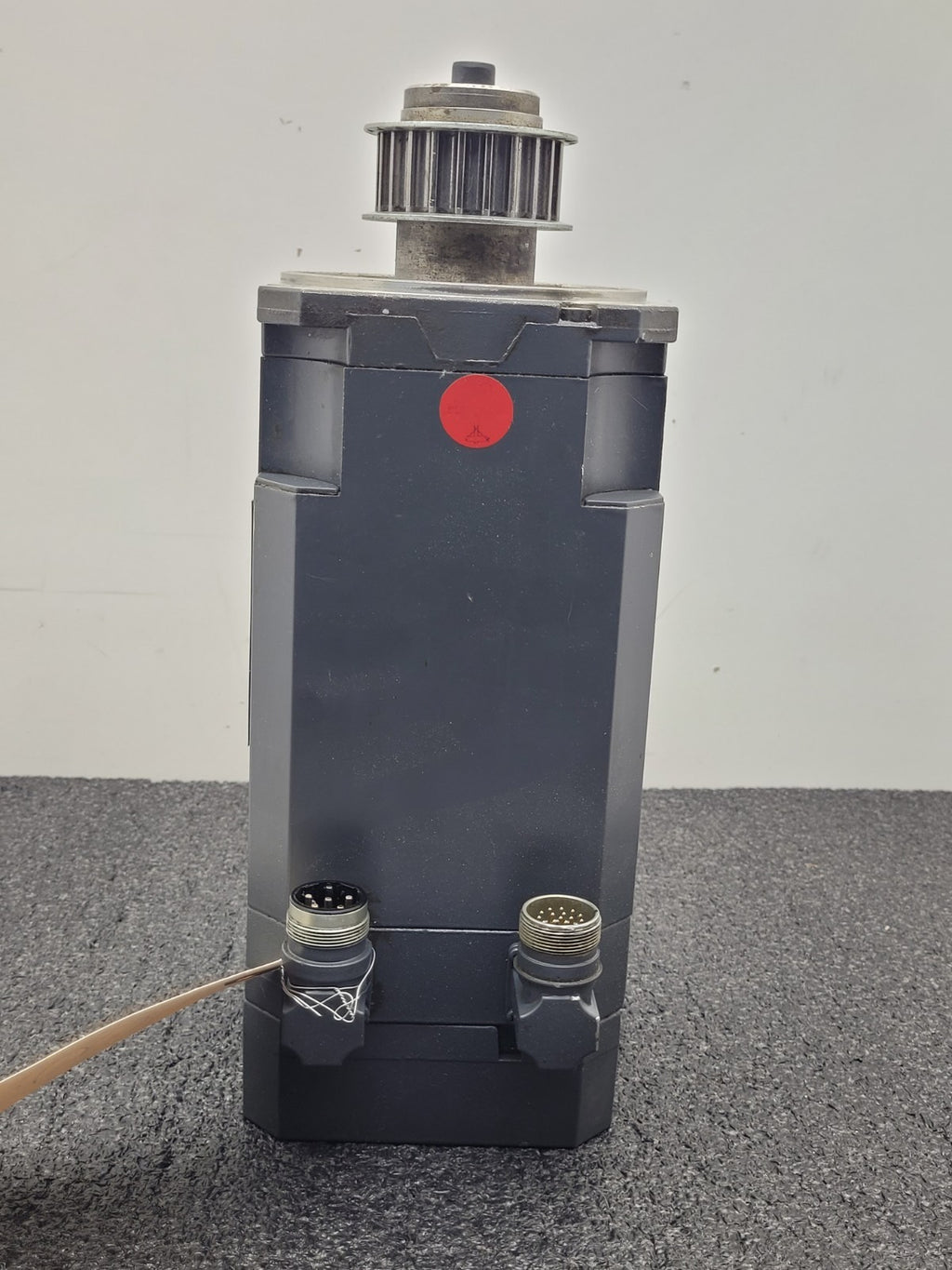 SIEMENS 1FT6062-6AH71-4AA0 Brushless Servo Motor 6Nm 4500RPM Encoder I-2048 [B]