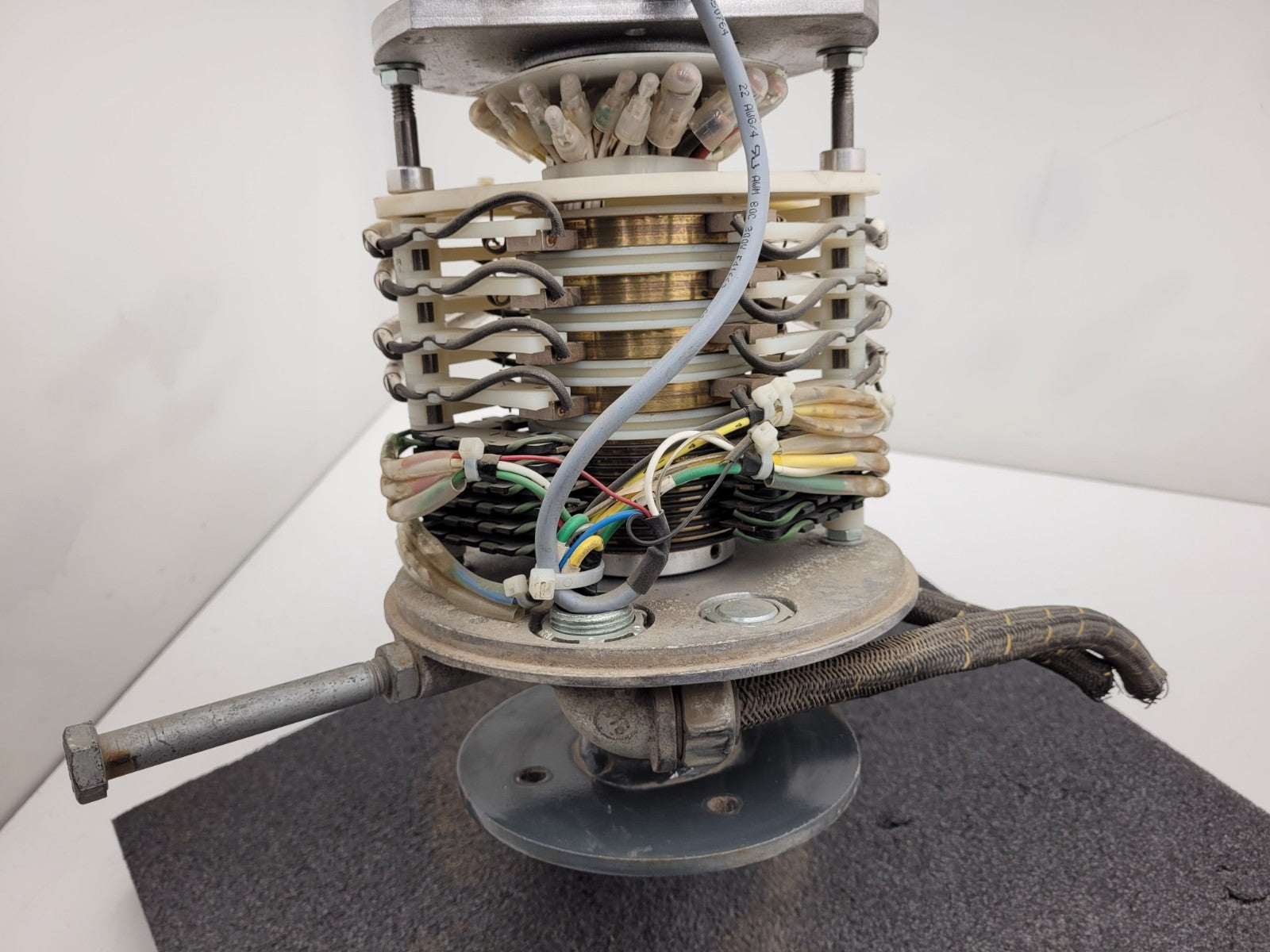 Manitowac Electrical Crane Slip Ring 250Kbs 4 Power 10 Signal Wires