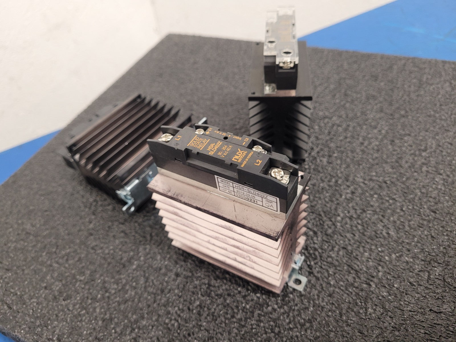 Nux Hanyoung HSR-SLD402Z HSRSLD402Z Solid State Relay Lot of 3x
