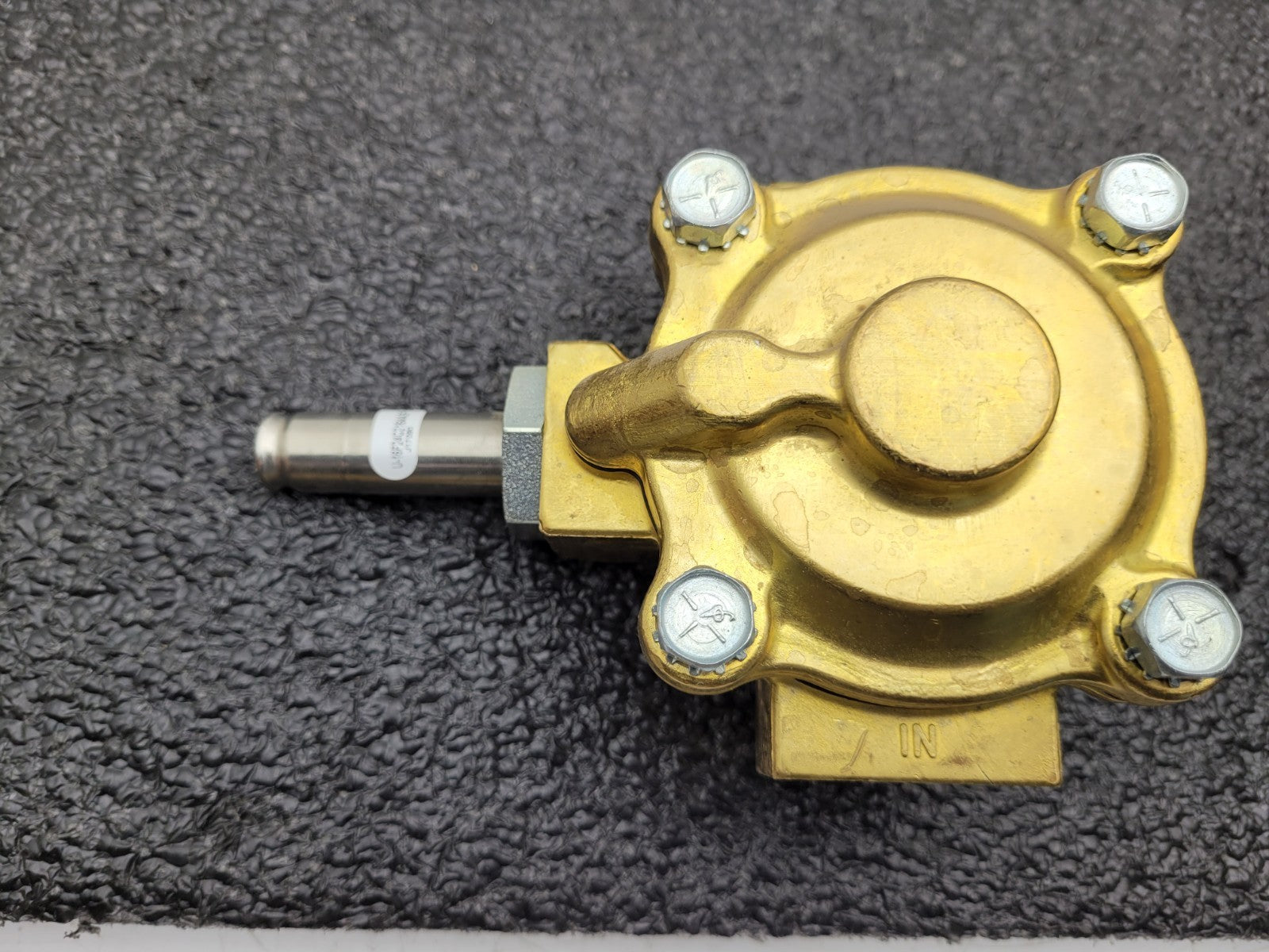 Parker U-16F24C2164A3F Gold Ring 2-Way Piloted Diaphragm Solenoid New