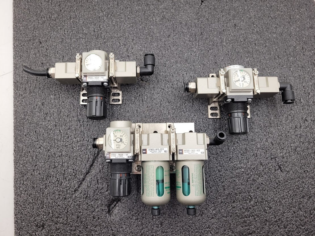 Lot of 3 SMC AR20-N02E-RZ, AR20-N02E-1Z Regulators 2x AFM20-N02-6CZ Air Filters