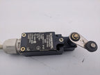 Schmersal TV12H 235-02z, 20z Safety Door Roller Lever Limit Switch Contact IP67