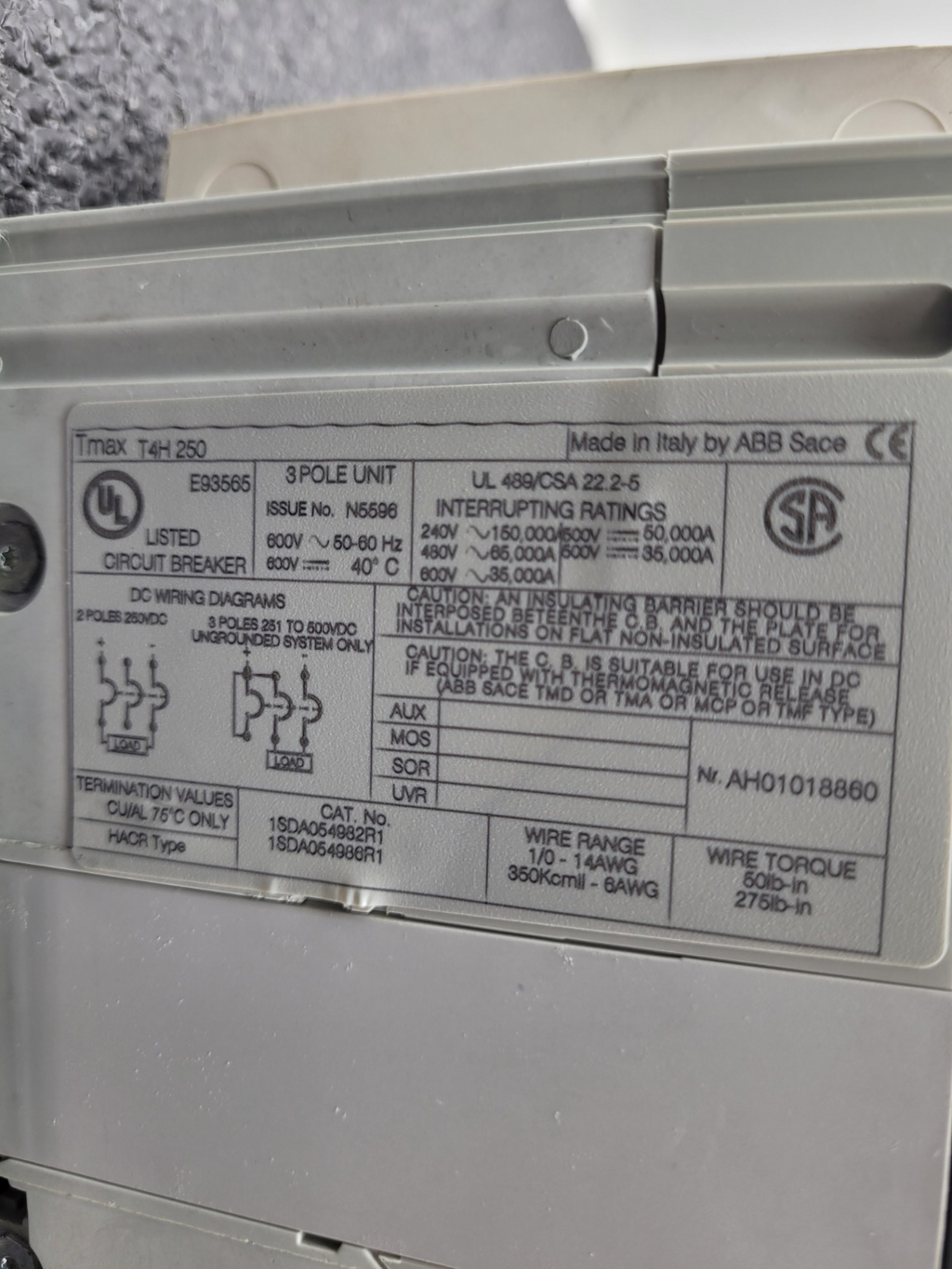 ABB TMAX T4H250 CIRCUIT BREAKER 125A  440VAC 65KA.