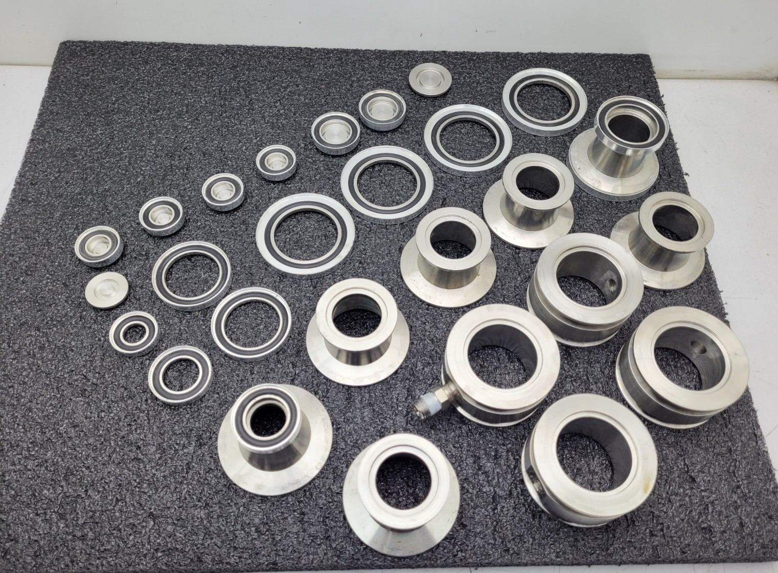Stainless Steel Vacuum Reducing Fittings, Plugs, Ports KF40 KF50 KF25 DN Vacuum