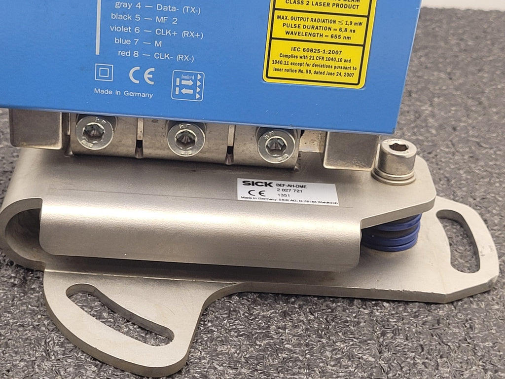 SICK AG Waldkirch DME5000-211 150M Long Range Distance Sensor Meter Red Laser