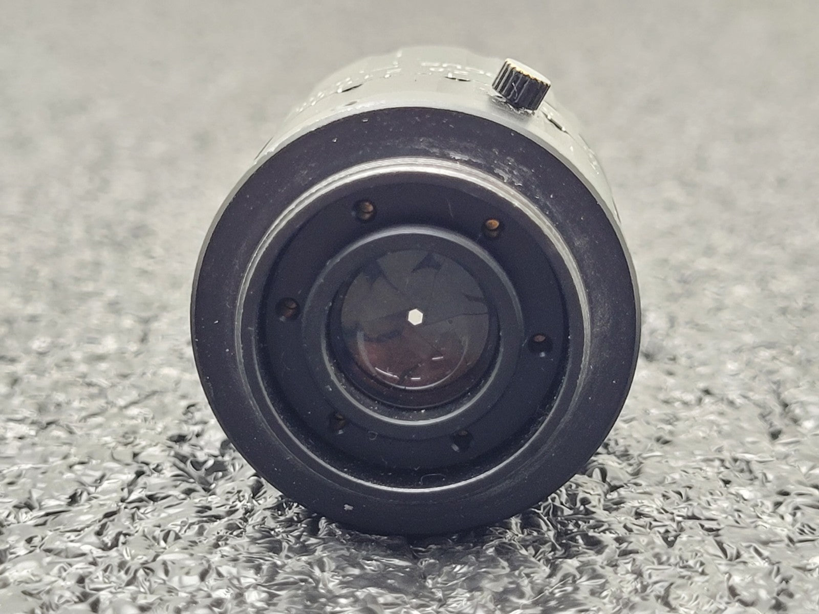Edmund Optics 59870 Compact Fixed Focal Length Lens 16mm C-Mount F/1.4