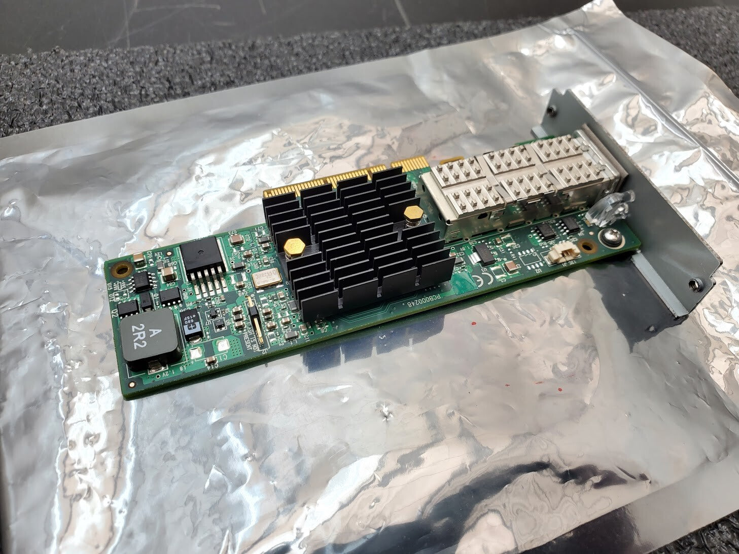 Mellanox MHQH19B-XTR Single Port 40Gb/s QDR PCIe Gen2 5.0 GTs VPI Adapter