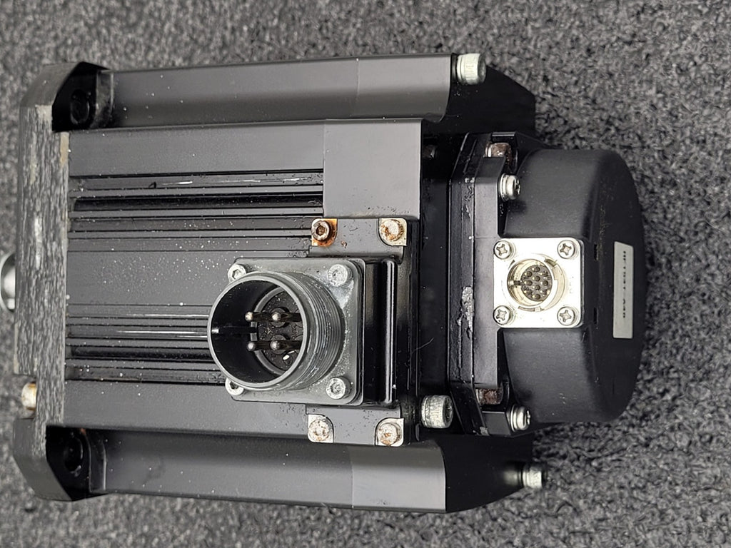 MITSUBISHI AC SERVO MOTOR HF154T 1.5kW 3000rpm 3PH 126V 8A