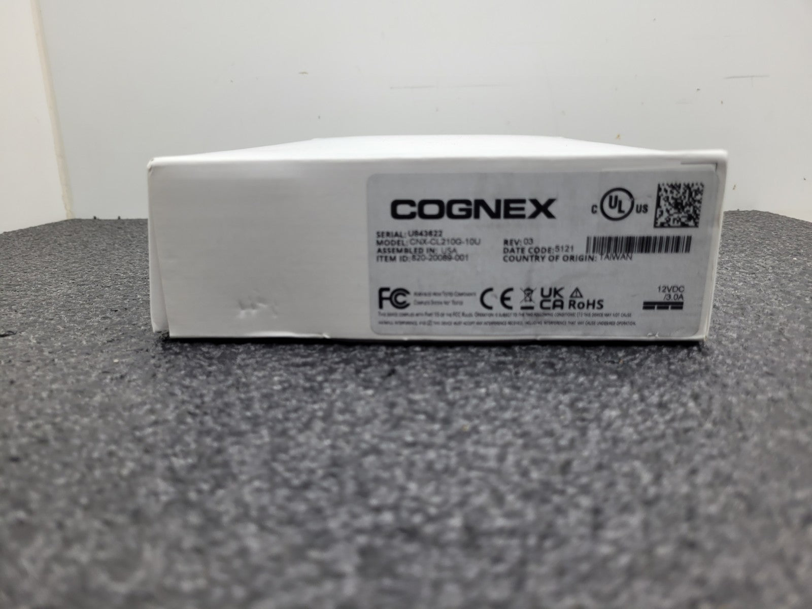 DMA-EI-200 By Cognex CNX-CL210G-10U Monitoring Tool Edge Fanless Industrial PC